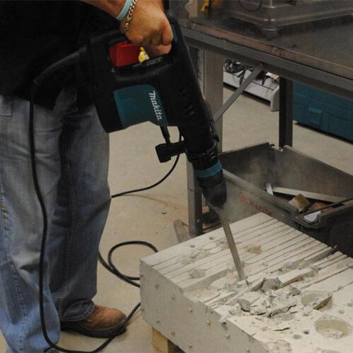 Makita Electric Jack Hammer, For Concerete, 1300W, 17 Joules, 0~2650 ipm, 7.3kg HM1101C