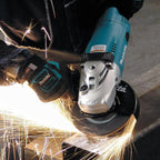 Makita Angle Grinder 7 inch, Large Trigger Switch, 2200W, 5.56Kg GA7020