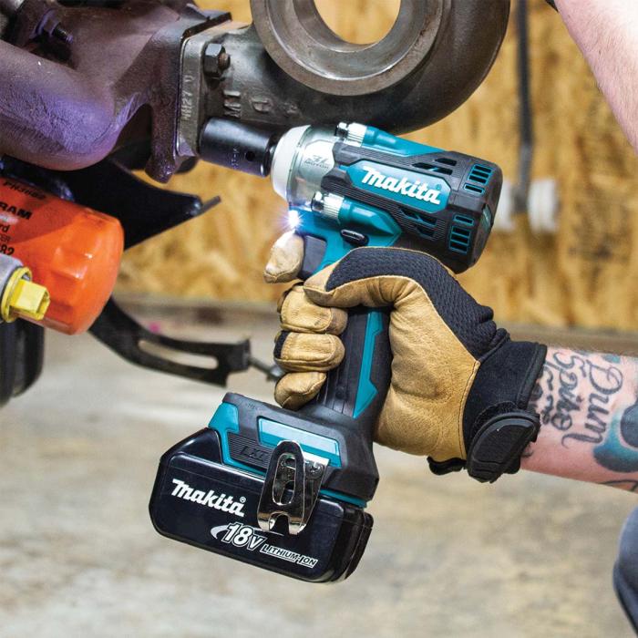 Makita DTW300RTJ 18V Brushless Impact Wrench, 330 Nm