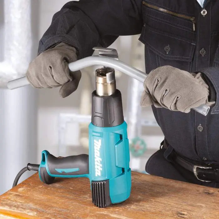 Makita Heat Gun / Hot Air Gun, Temperature 50-650°C, Air Flow 280~500L/min, 2000W, 0.73kg HG6530